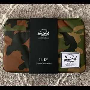 Herschel Laptop Case